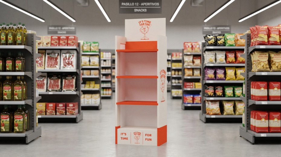 Expositor de cartón para supermercados en un pasillo de alimentación
