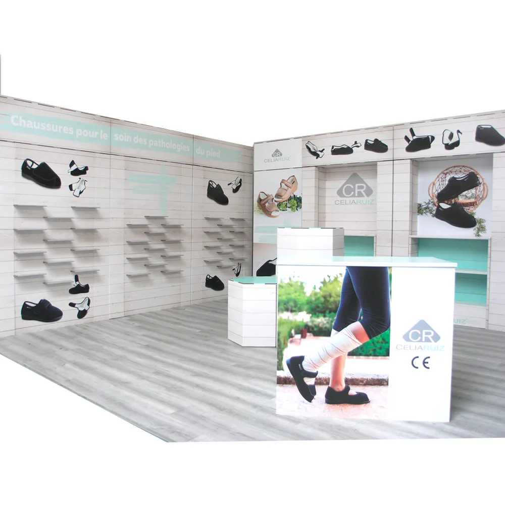Fabricación de stands de cartón