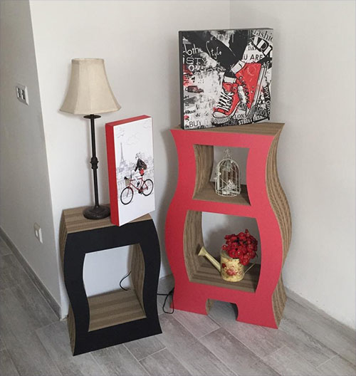 muebles en cartón decorativos