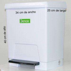 Punto de higiene de cartón con basura